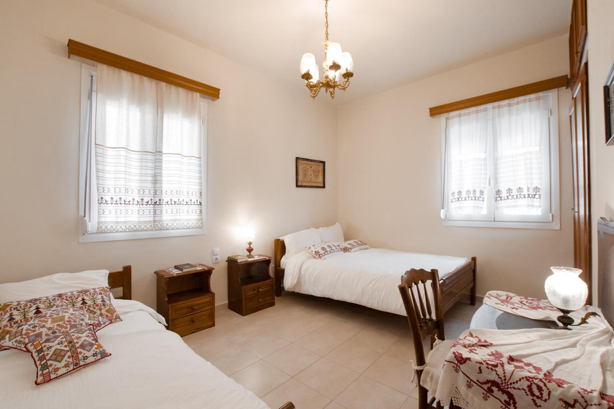 Prasini Folia - Traditional Residence Аногея Номер фото
